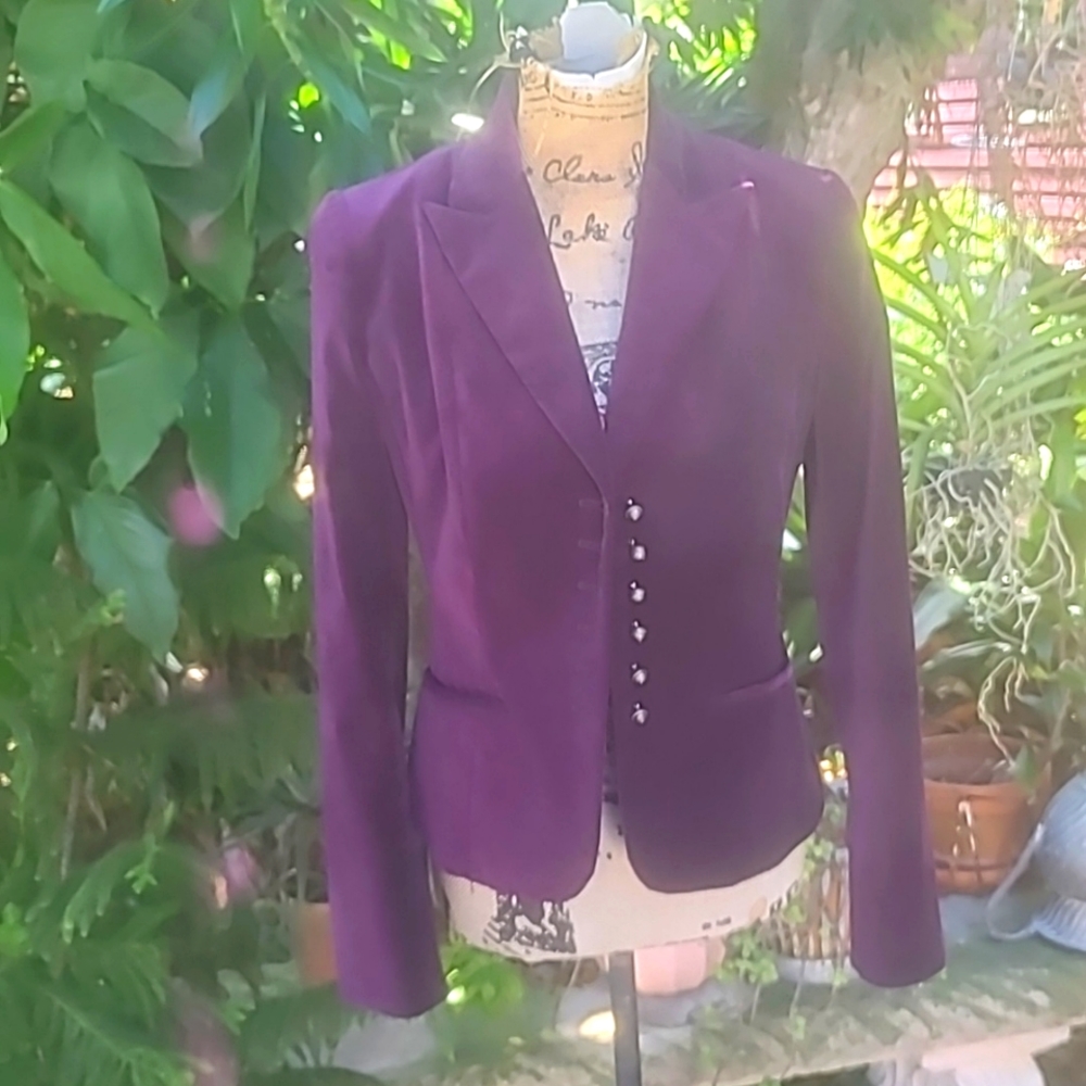 Tahari deep purple velvet XS jacket. EUC